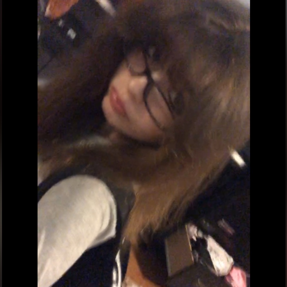 Meet your Posher, booka!